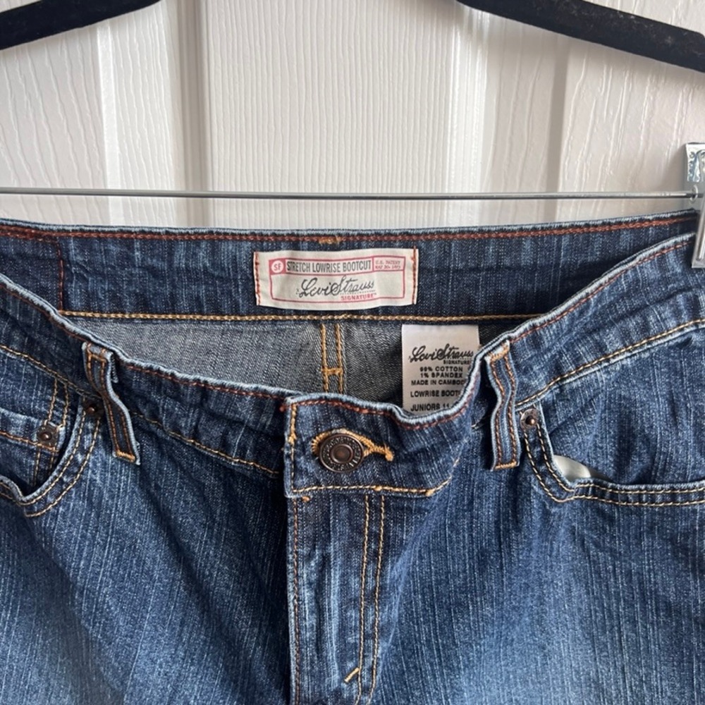 Levi‎ Strauss Signature Stretch Low Rise Bootcut Jeans Juniors Size 11 Long - Picture 3 of 10